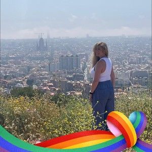 Meet your Posher, Lo